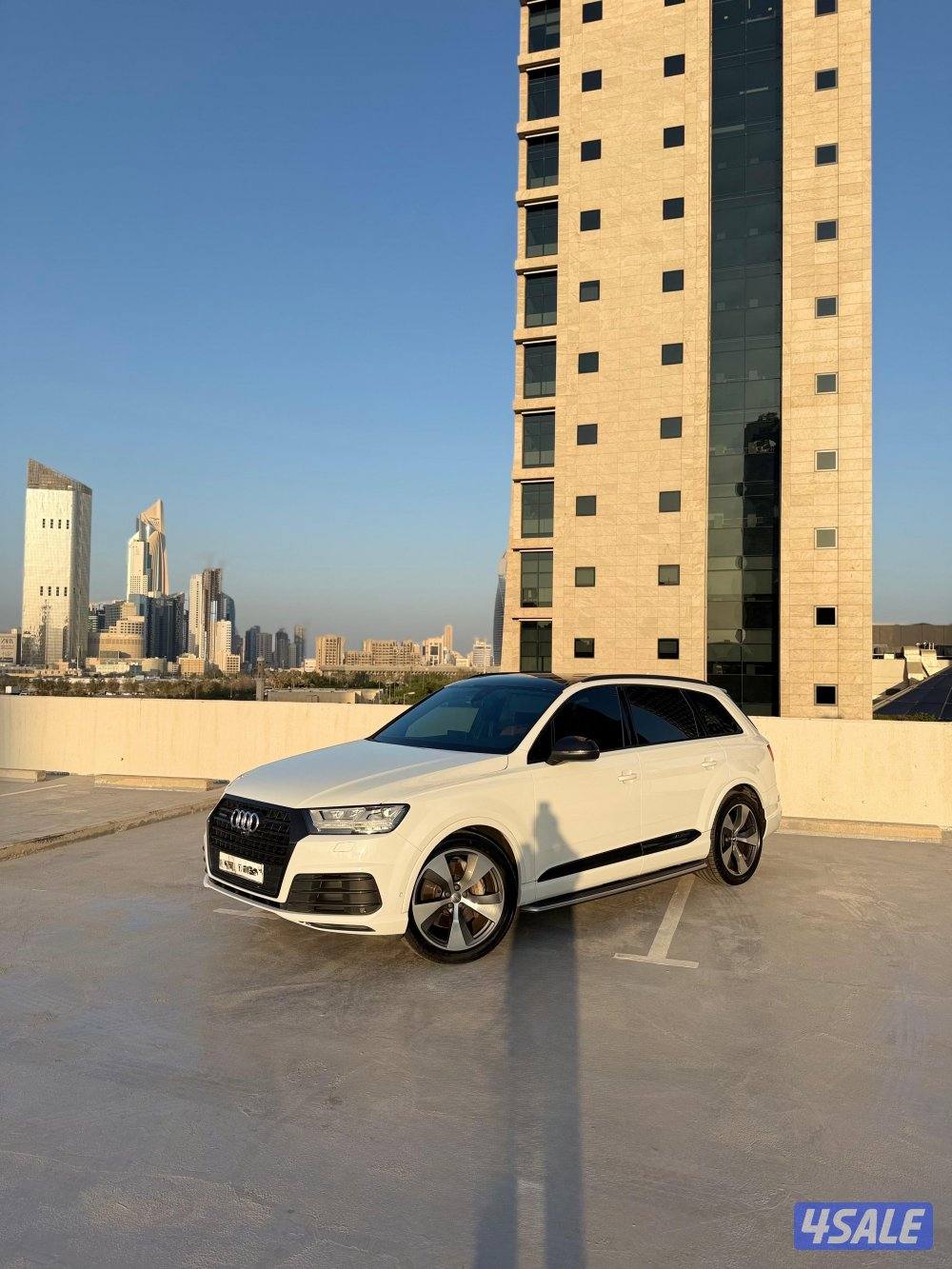 للبيع audi q7  2018 s-line0