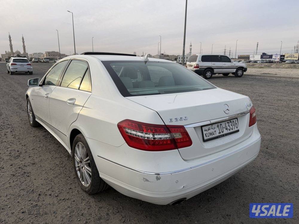 مرسيدس E250 موديل 2011 عداد 144 كم1