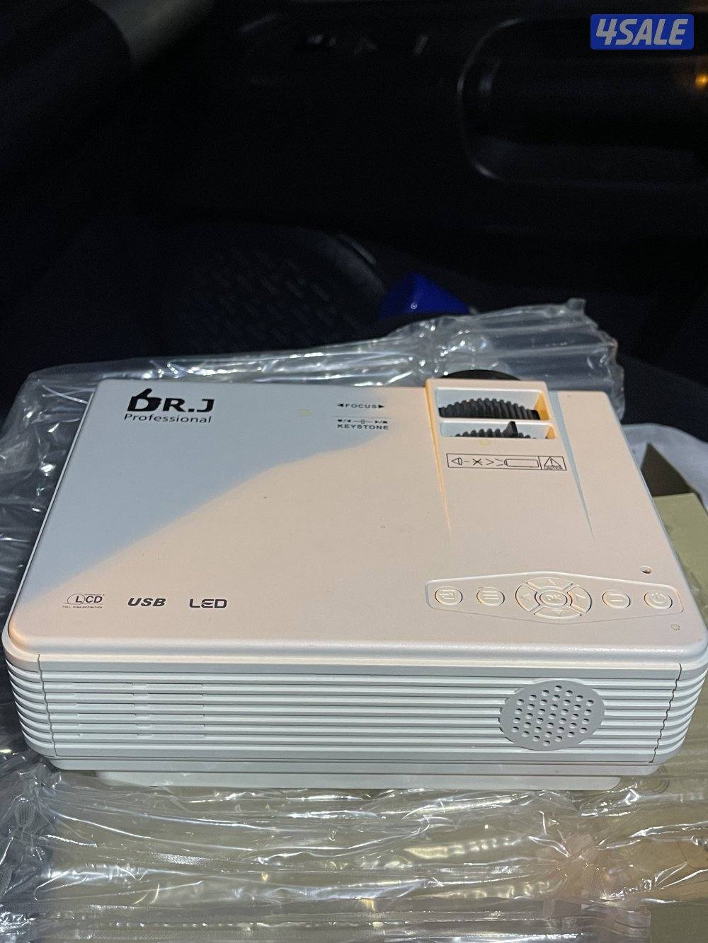 للبيع بروجيكتور Dr.J2