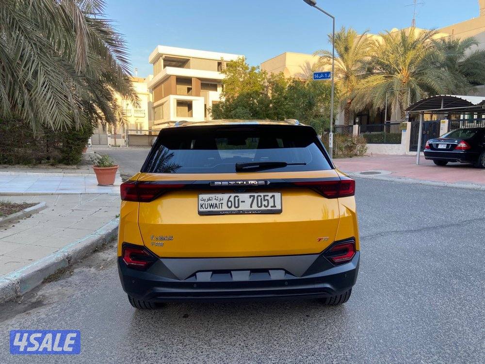 بحاله ممتازه صبغ وكاله عداد 35.000 km صيانه منتظمه الدرجه الاولي3