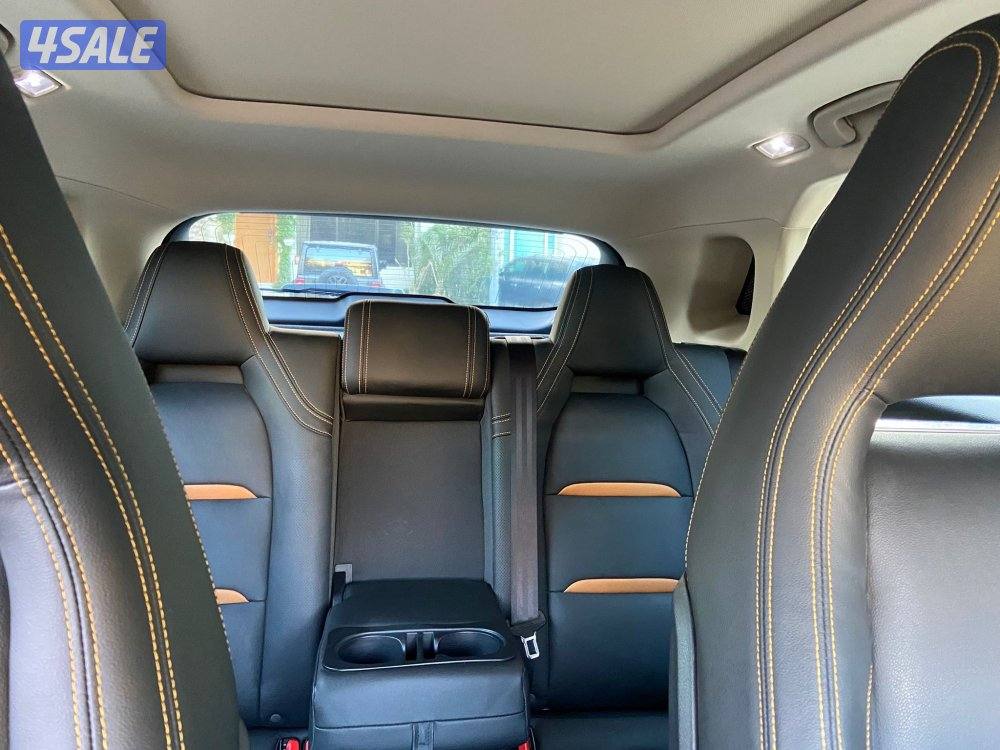 بحاله ممتازه صبغ وكاله عداد 35.000 km صيانه منتظمه الدرجه الاولي10