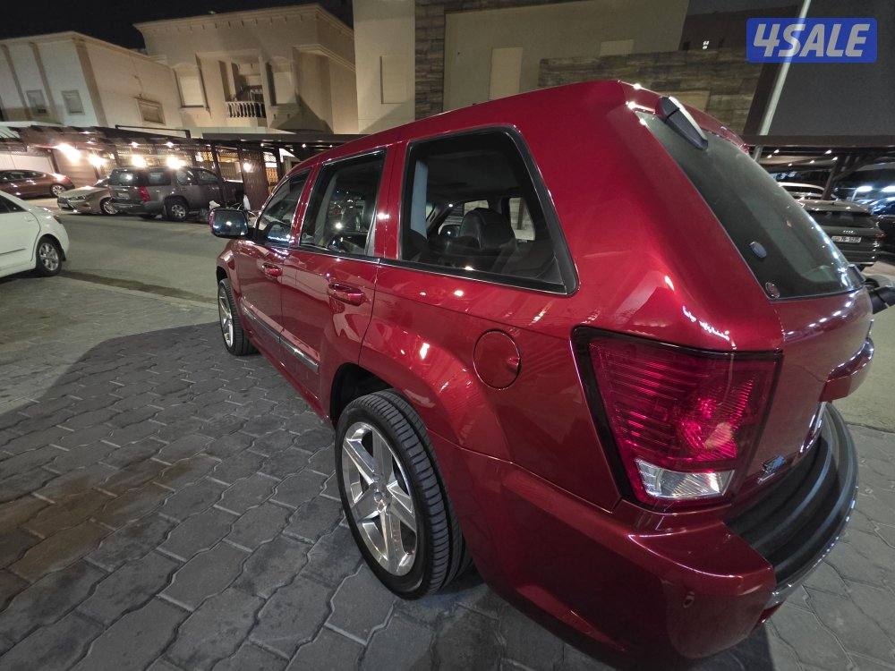 SRT8  6.1L جراند شيروكي10