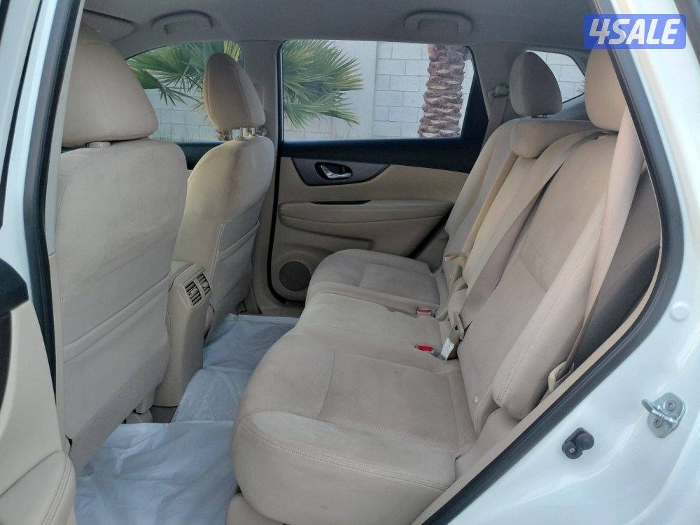 منطقه السره عداد 87.000 km موديل 2015 نظيفه صيانه عامه الوكاله8