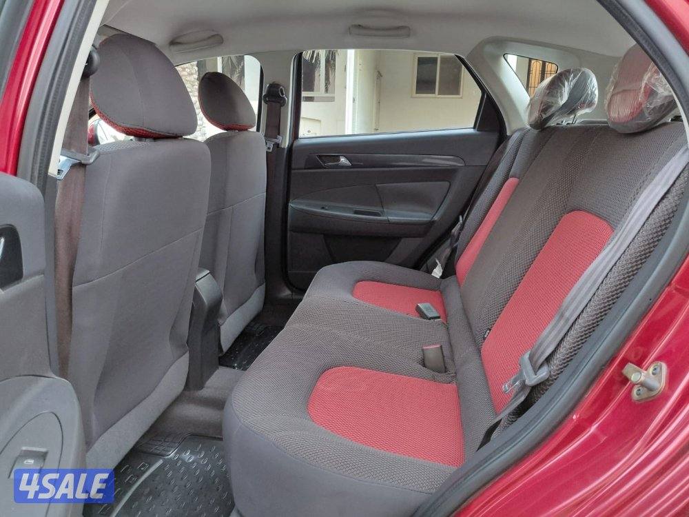 منطقه السره ق2 موديل 2015 عداد 150.000 km نظيفه 4 سلندر14