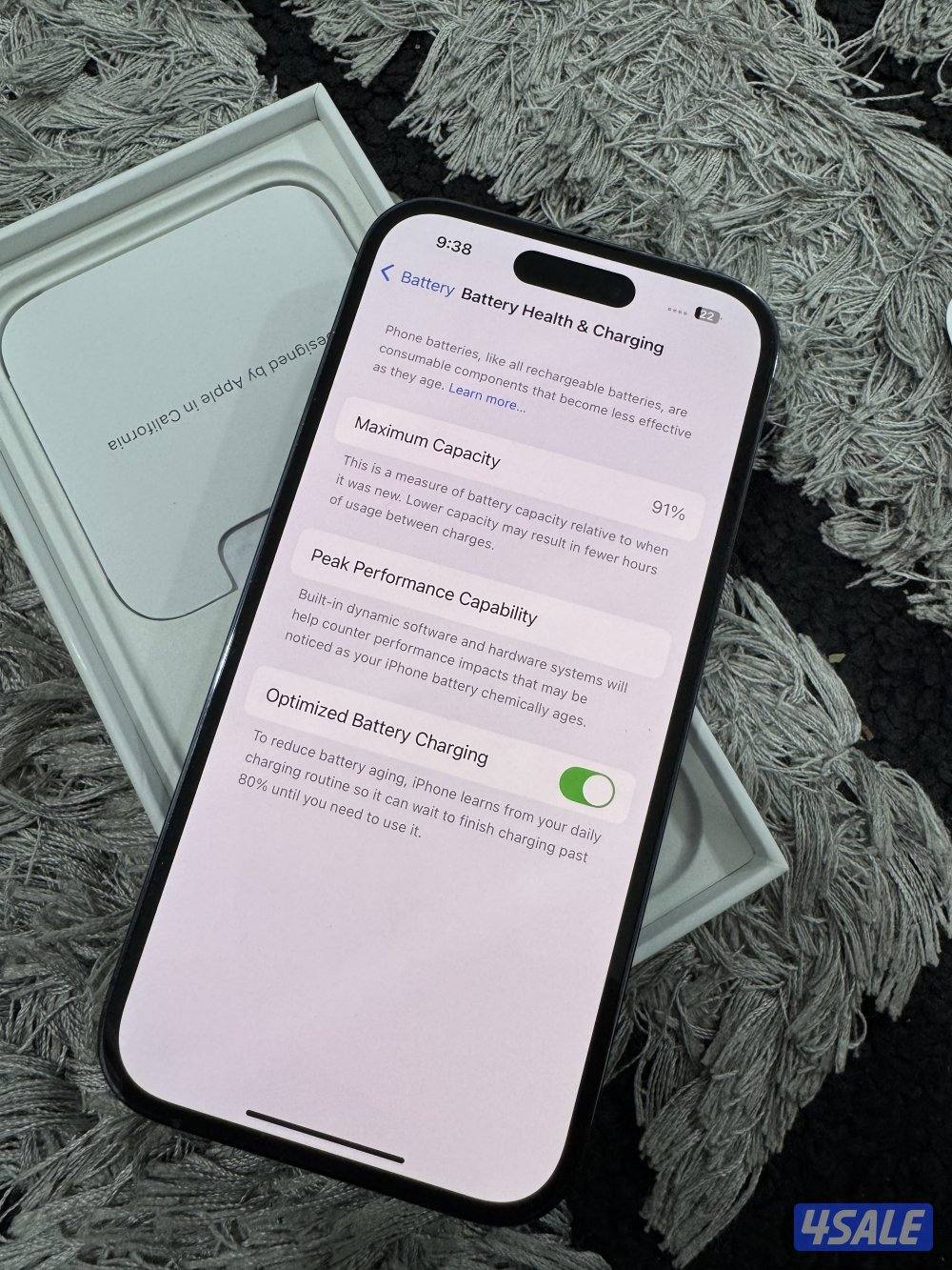 ايفون 14 برو 256 جيجا بحالة ممتازه ما فيه خدش0