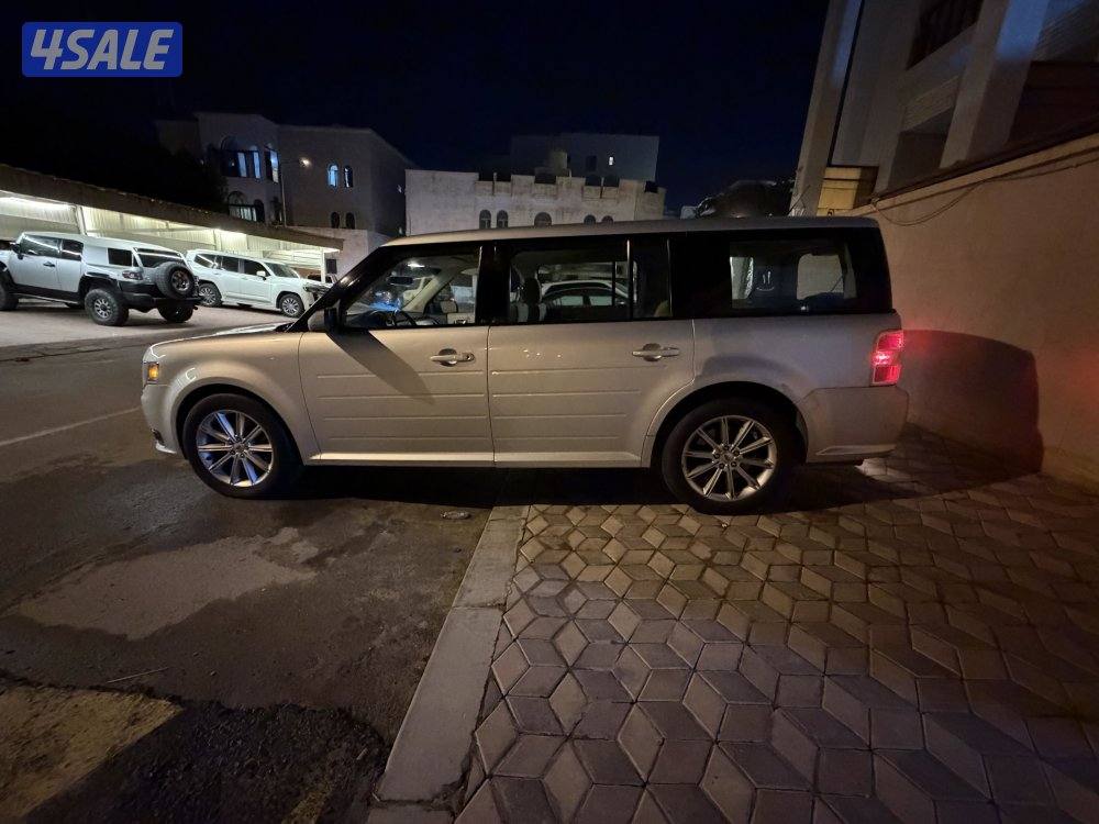 للبيع فورد فليكس5