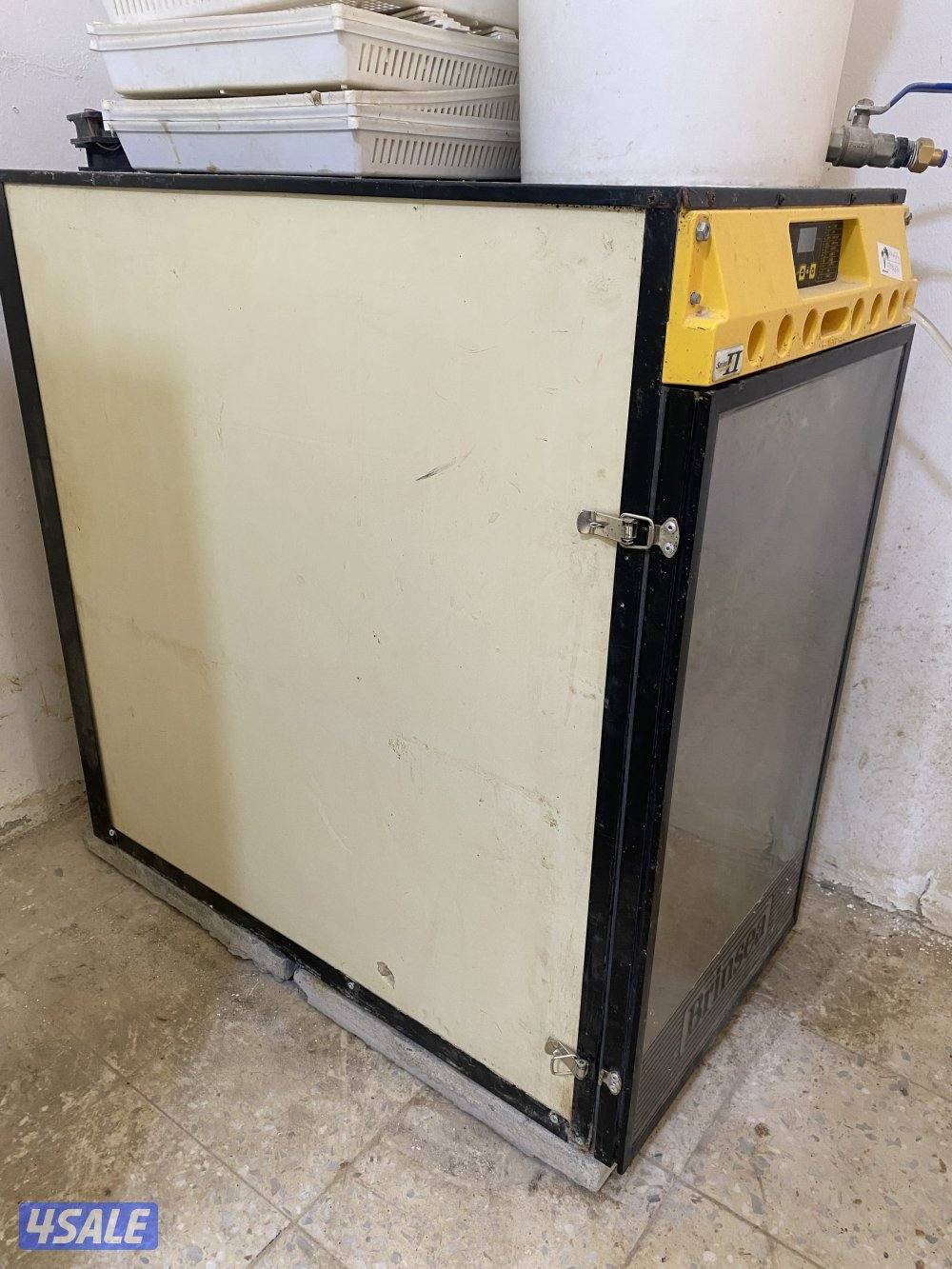 فقاسة نايف2