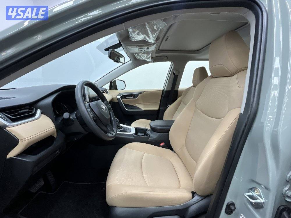 TOYOTA RAV401 25RV2-M_ RAV4 4X2 MED.4