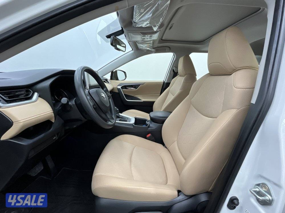 TOYOTA RAV401 25RV2-M_ RAV4 4X2 MED.4