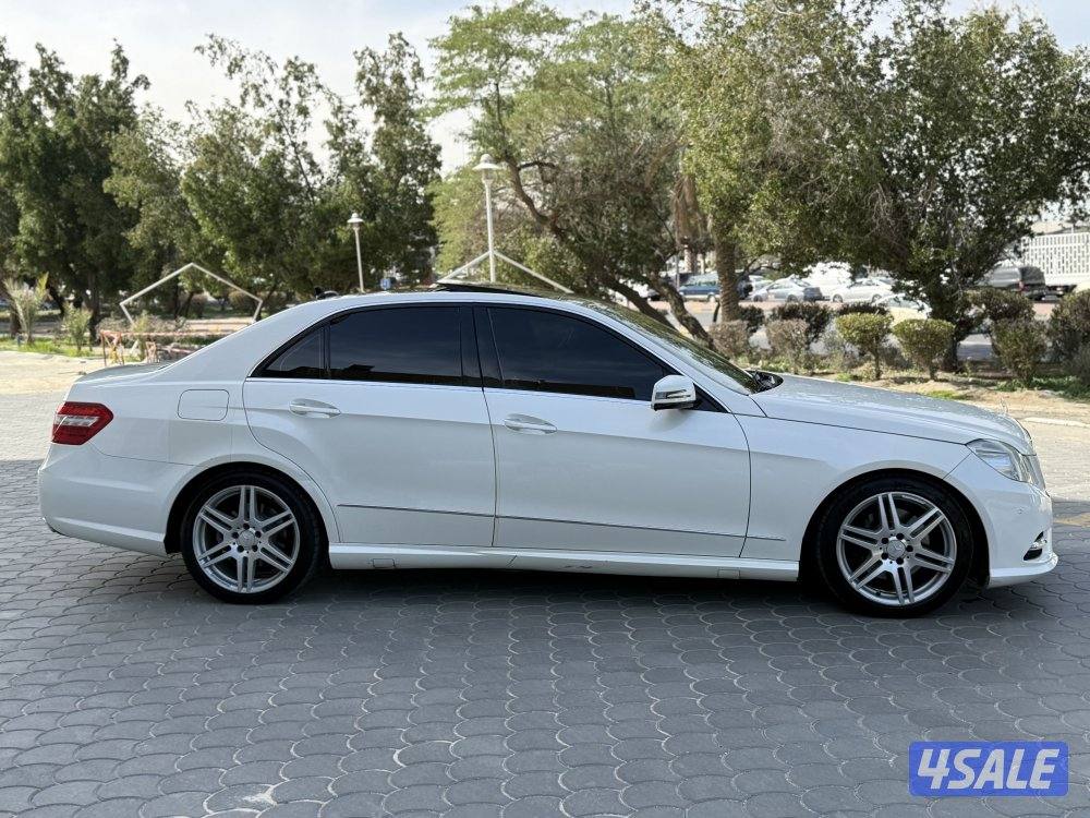 للبيع مرسيدس E3001