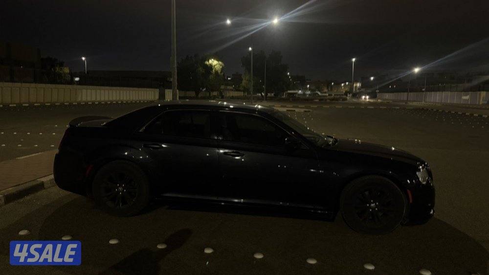 كرايسلر مديل 20183