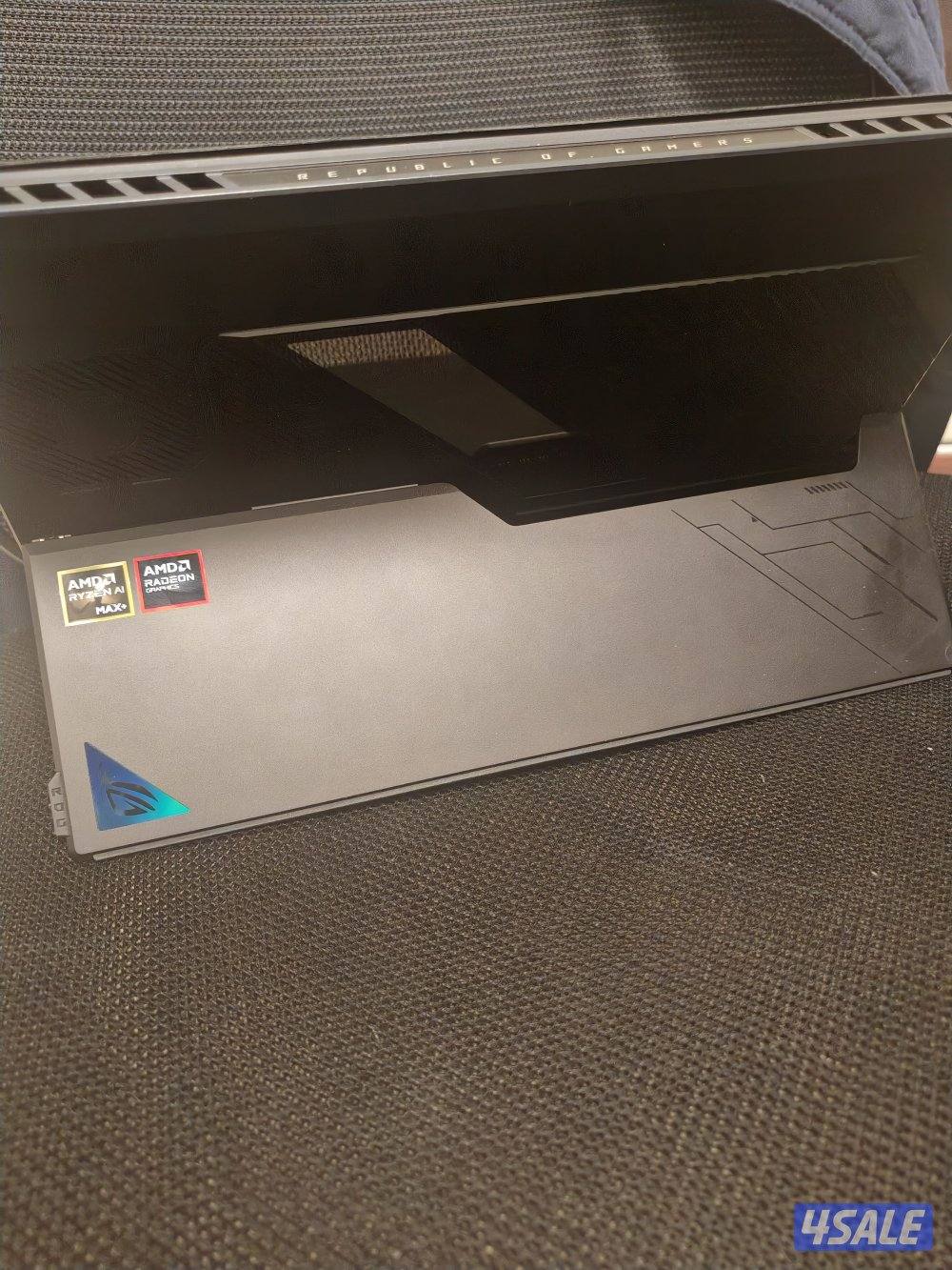 للبيع asus rog flow z13 2025 اخر اصدار3