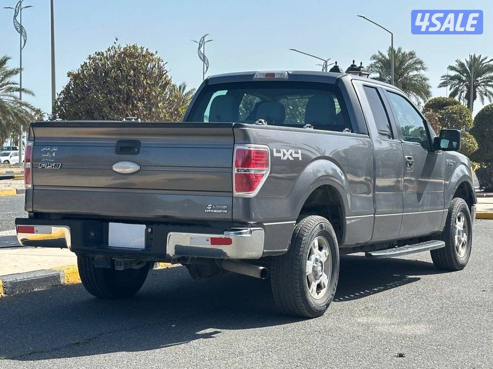 وانيت فورد F150 موديل 2011 ماشي 186الف دبل قير  8 سلندر5