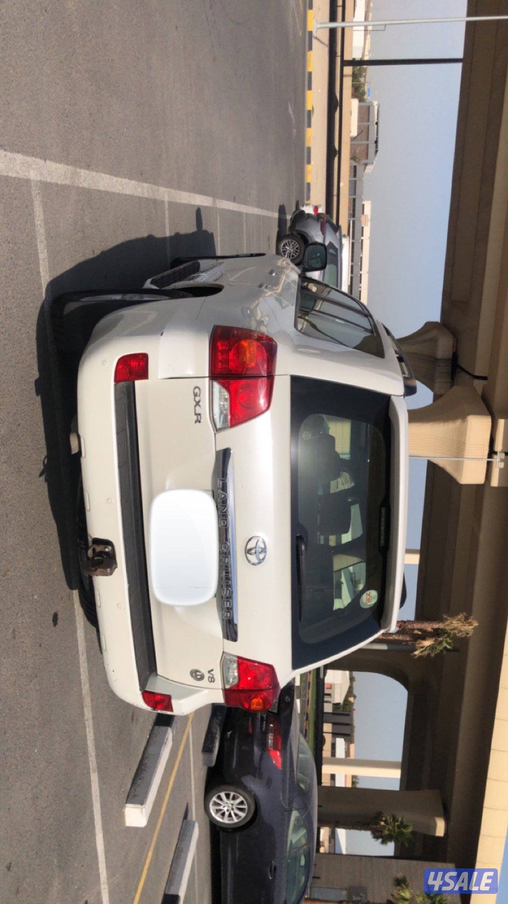 للبيع لاندكروزر جي اكس ار ٢٠١٥ وارد الساير4