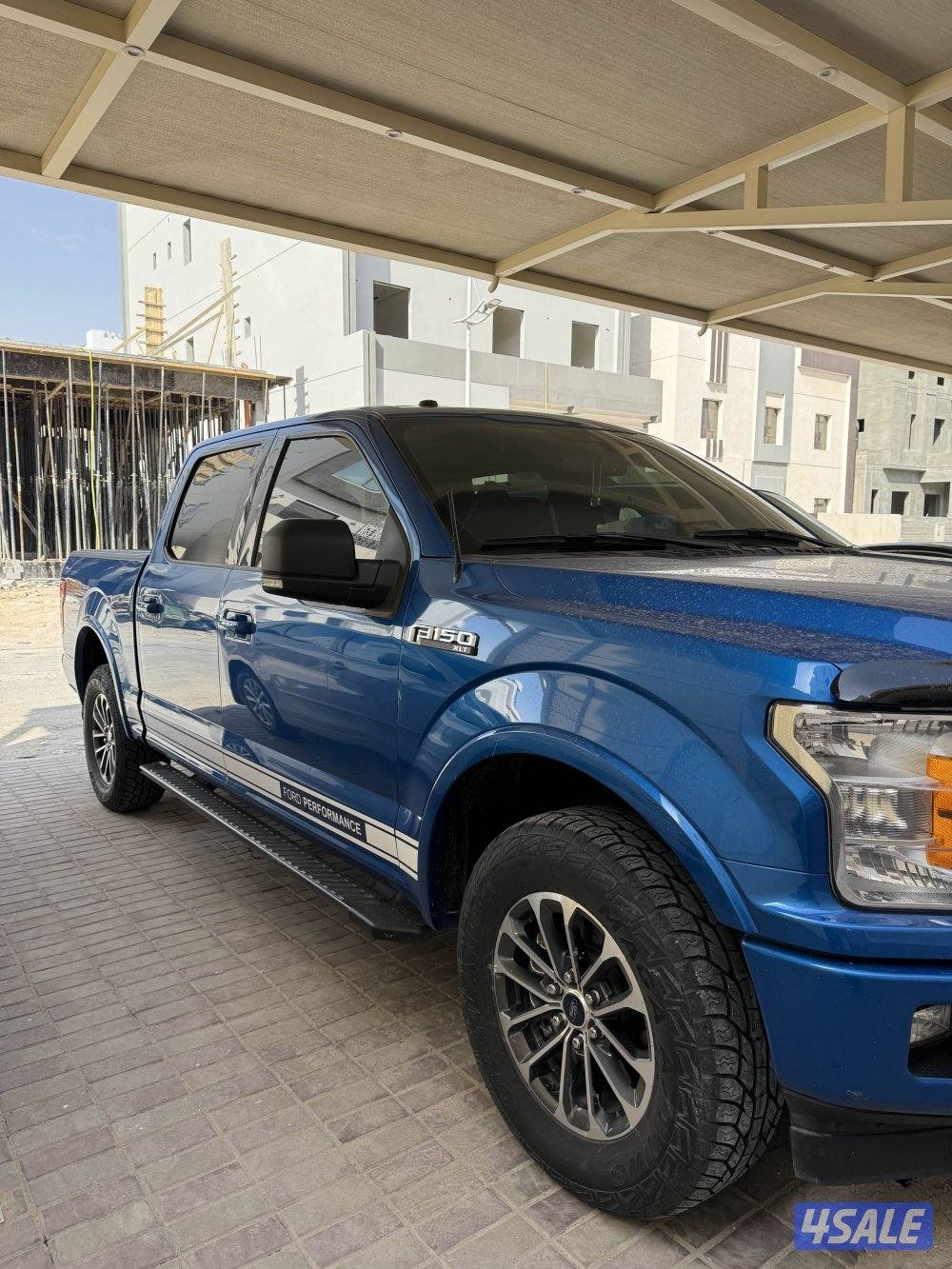 للبيع فورد F150 غمارتين دبل قير2019 وارد الغانم ممشى معقول1