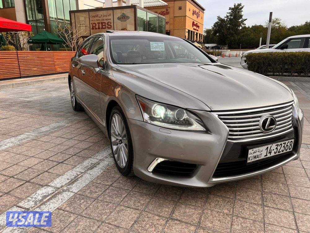 لكزس LS 4601