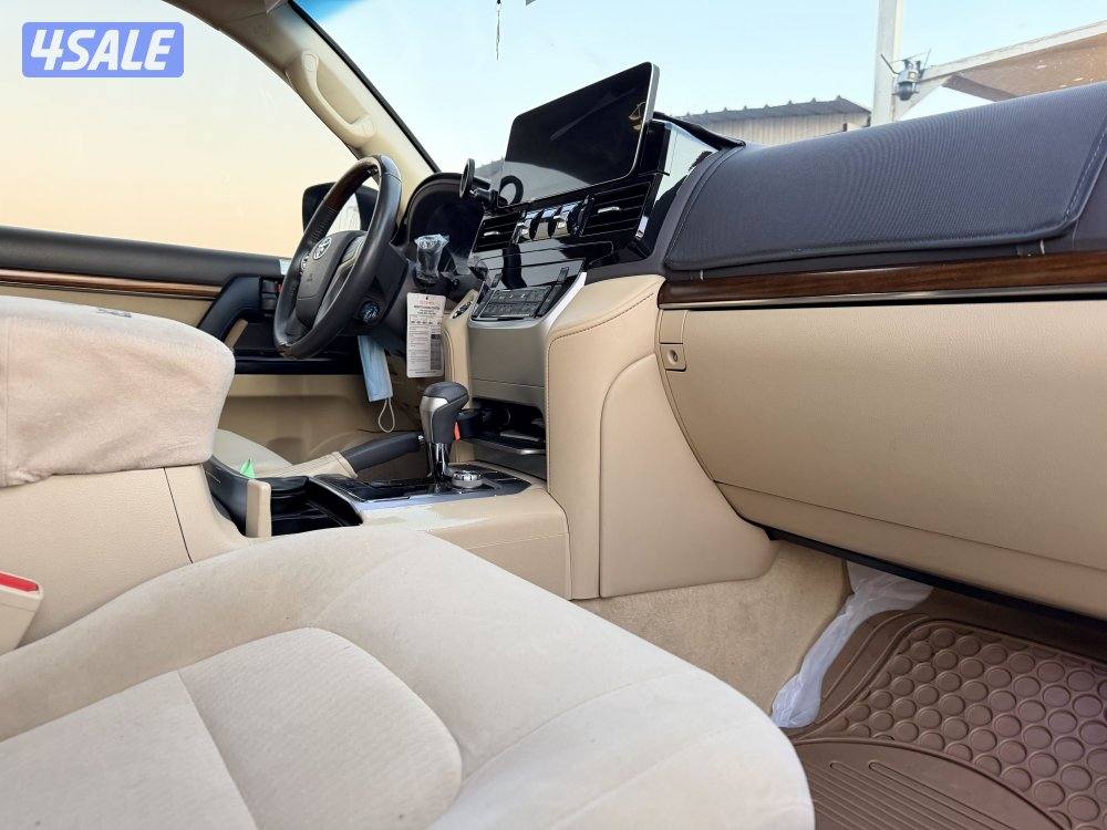 لاند كروزر بحاله نادره5