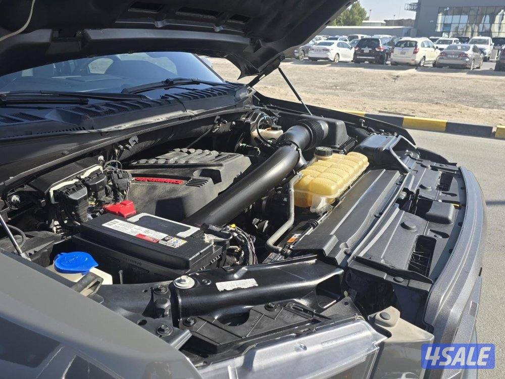 وانيت فورد رابتر 2020 بحاله الوكاله عداد 113 الف6