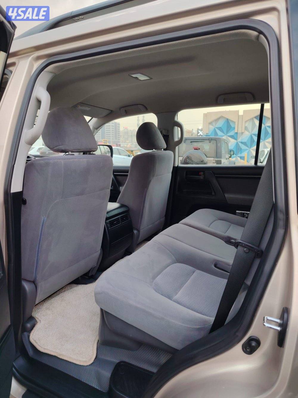 لاند كروز GX الخليج استاندر 2011 بحاله الوكاله عداد 118 الف4