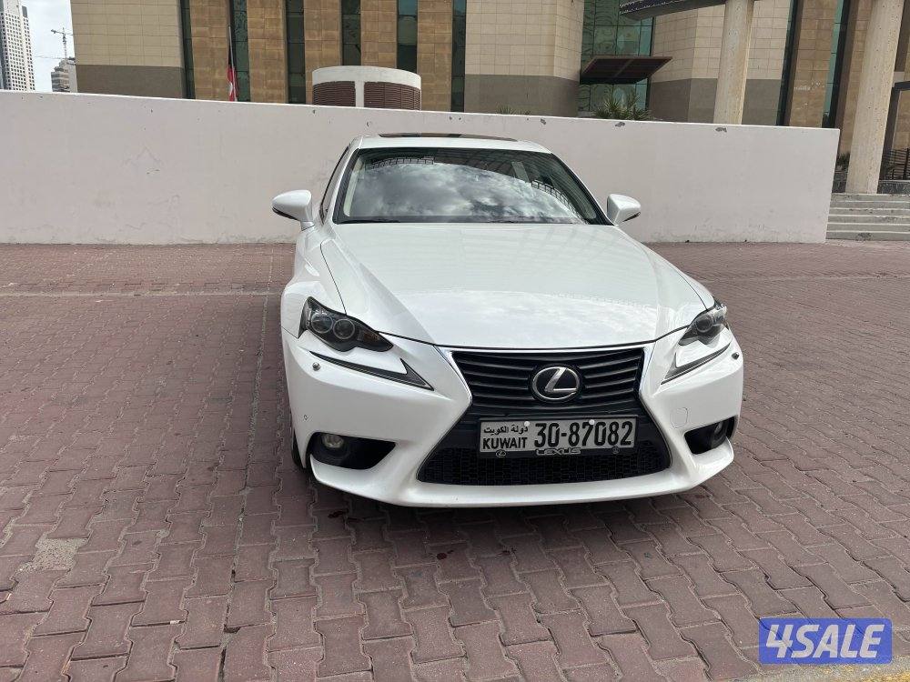 للبيع لكزز is250 فل اوبشن بحاله ممتازه سرفس وكاله بحاله طيبه12