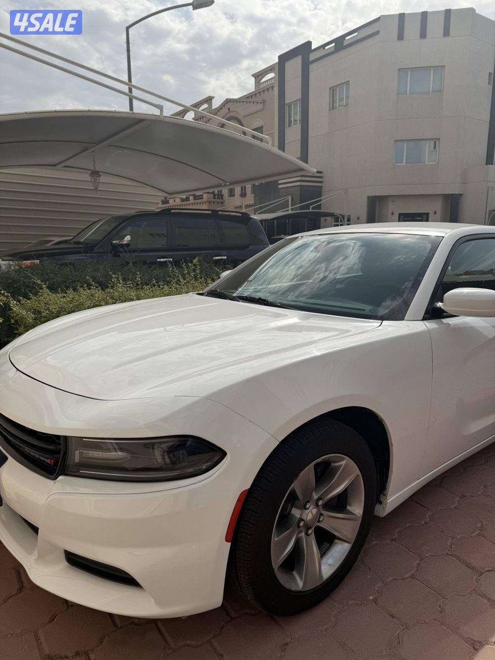 للبيع دودج تشاجر موديل 2020 وارد الوكاله وصبغ الوكاله العداد 44 ألف0