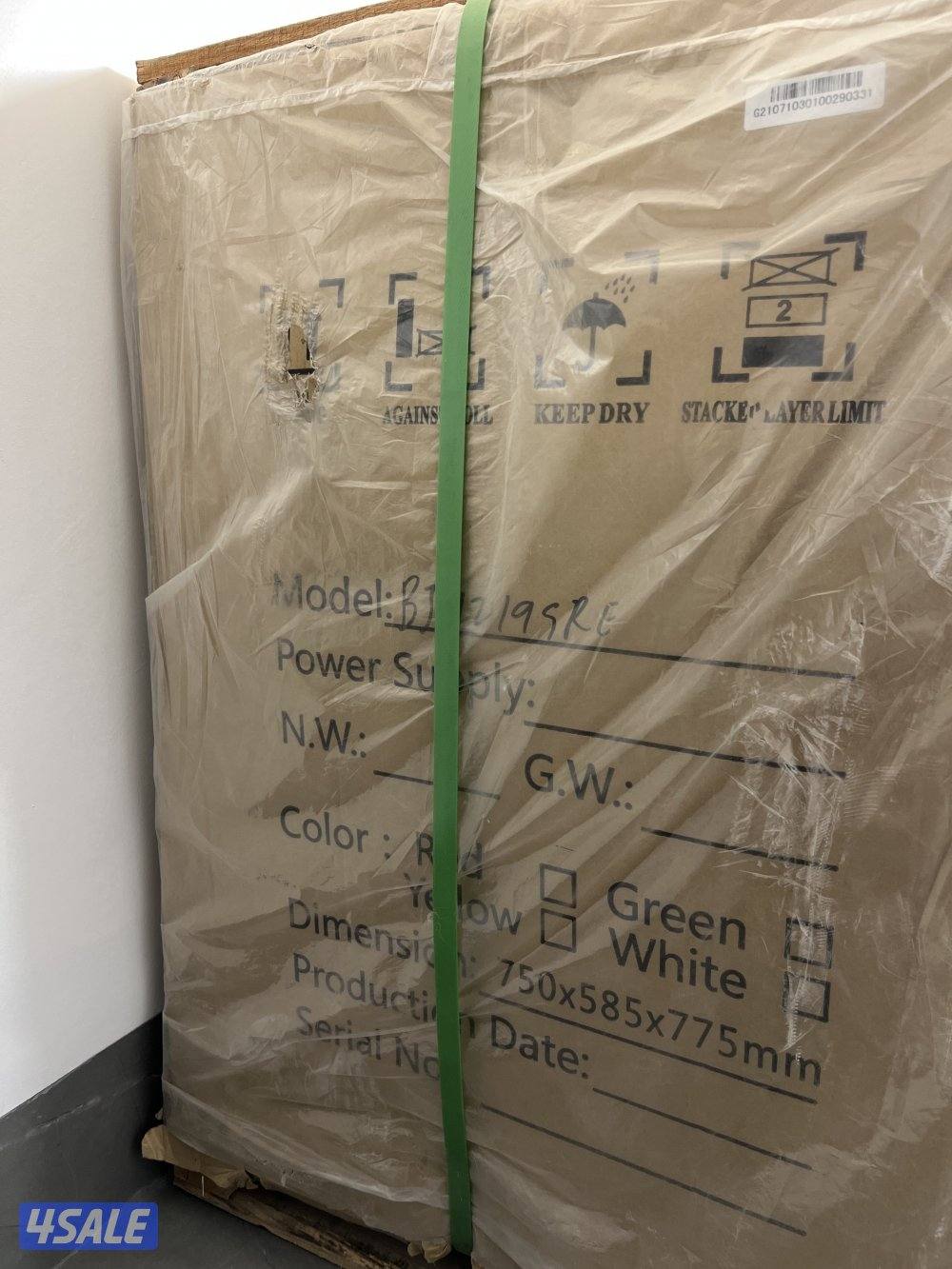 للبيع مكينة ايس كريم جديدة بالكرتون ٣ نكهات عدد ٢ كمبريسور1