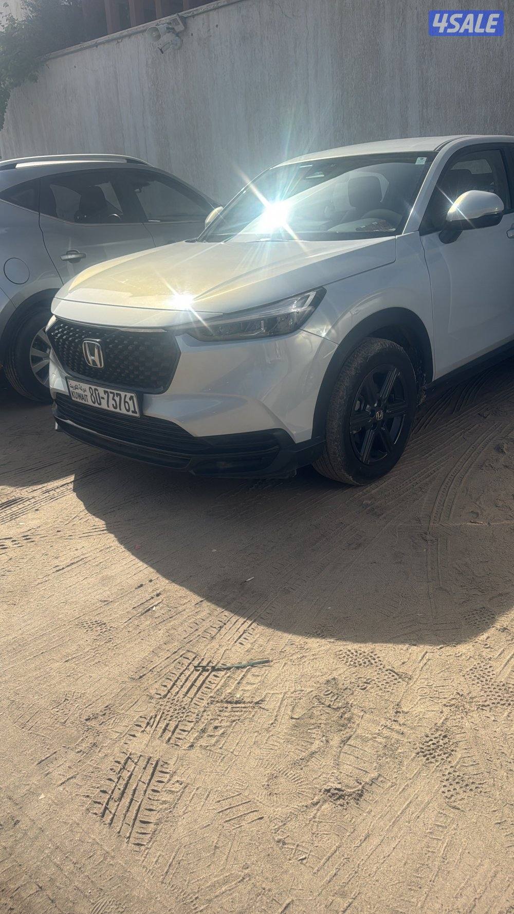 معلمة لغة عربية لجميع المراحل  و تأسيس للطلاب الضعاف بالمنطقة العاشرة2