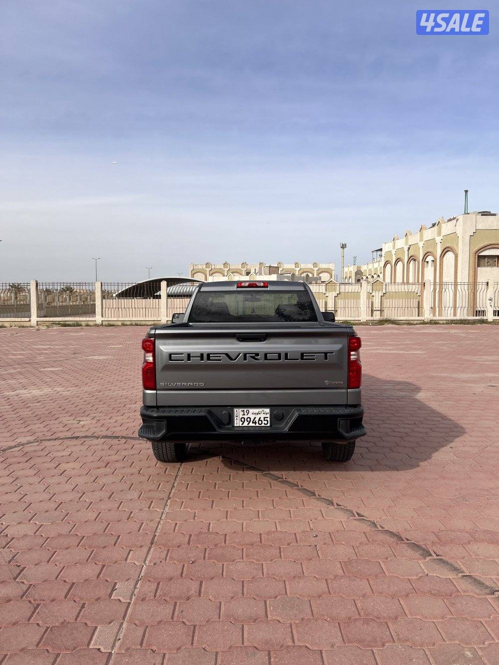 للبيع سلفرادو 20213