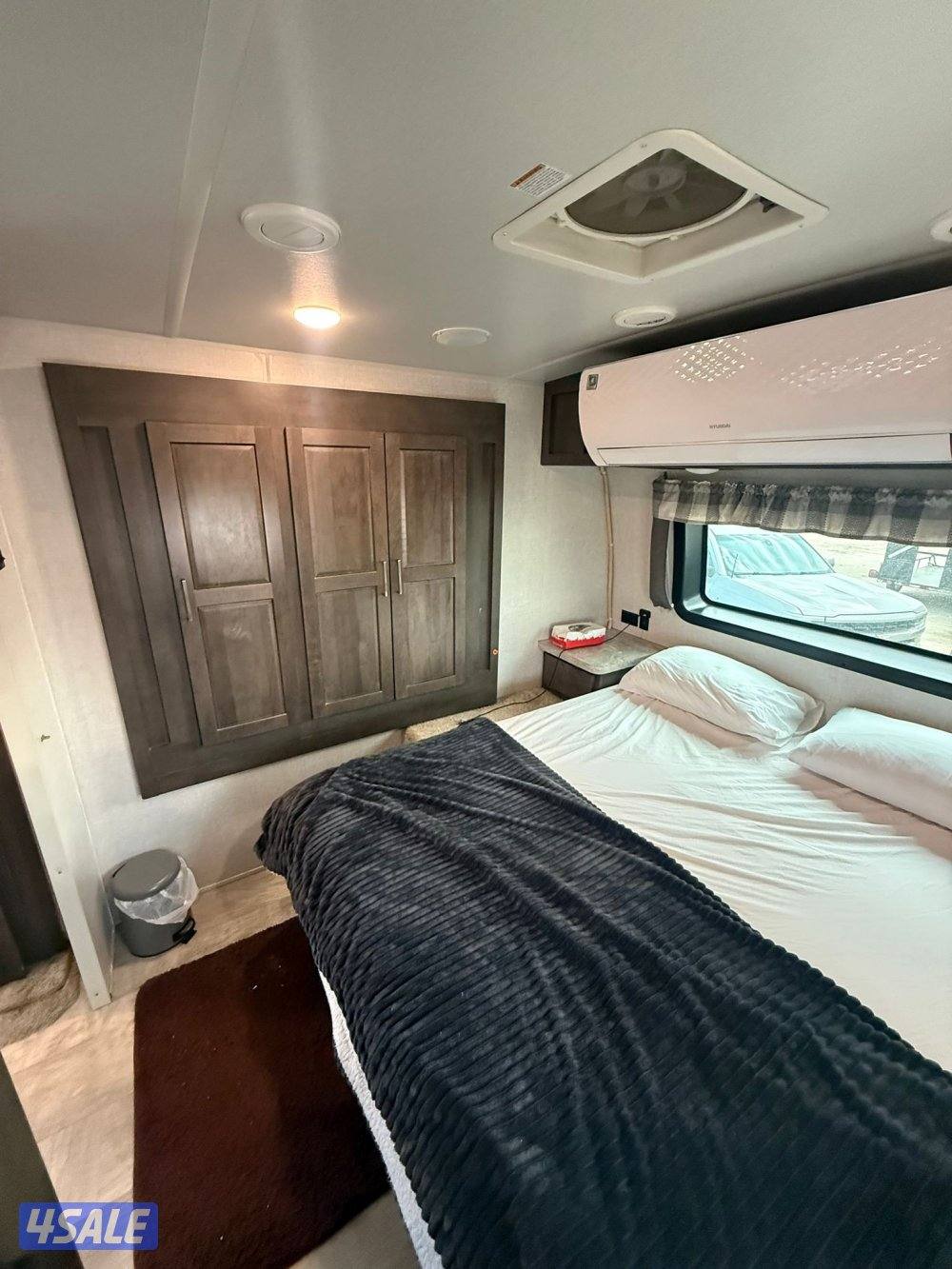 كرفان امريكي فلاق ستف ٣٠ قدم موديل ٢٠٢٠ بحالك المصنع و منفوض بالكامل3