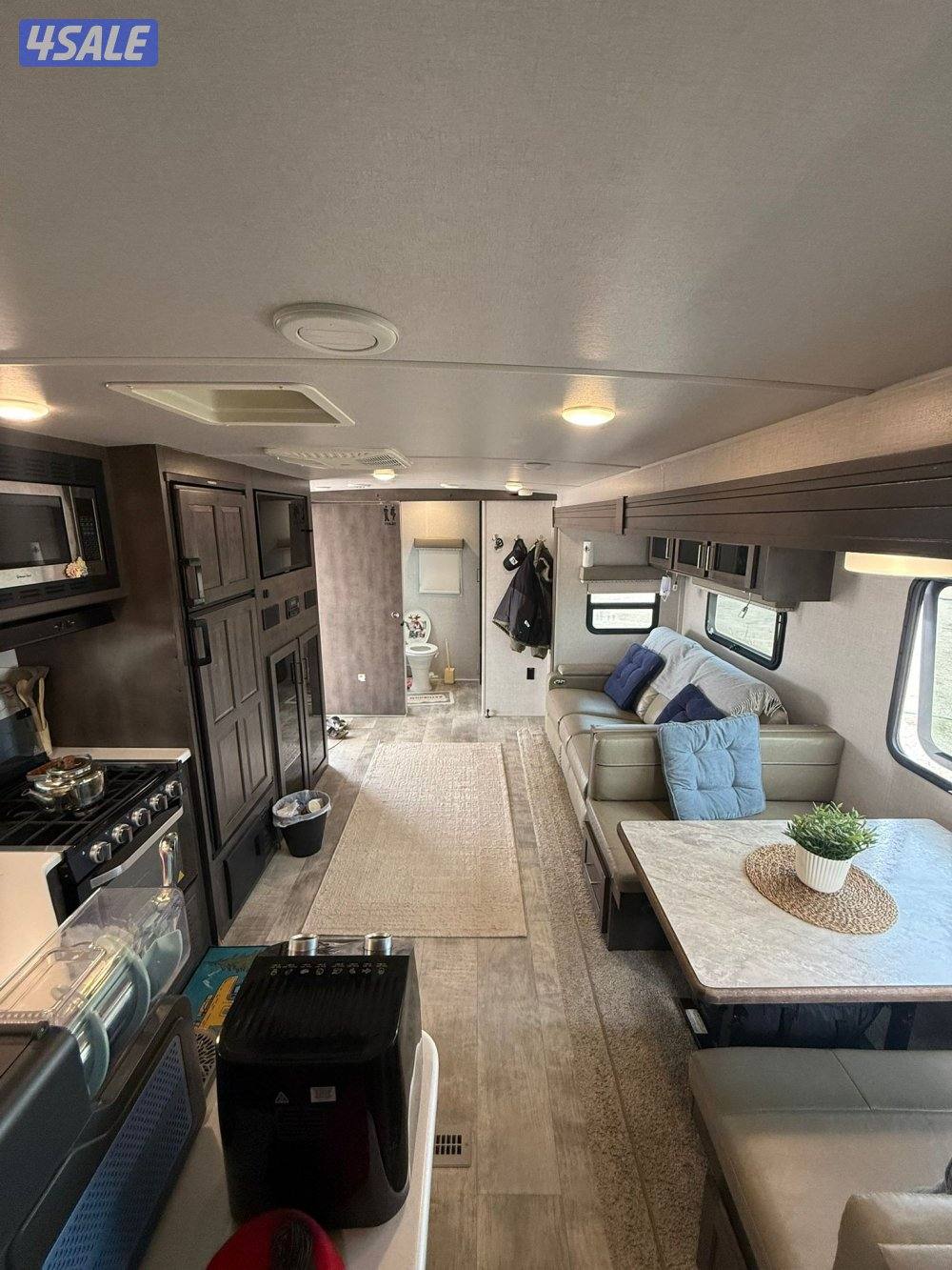 كرفان امريكي فلاق ستف ٣٠ قدم موديل ٢٠٢٠ بحالك المصنع و منفوض بالكامل4