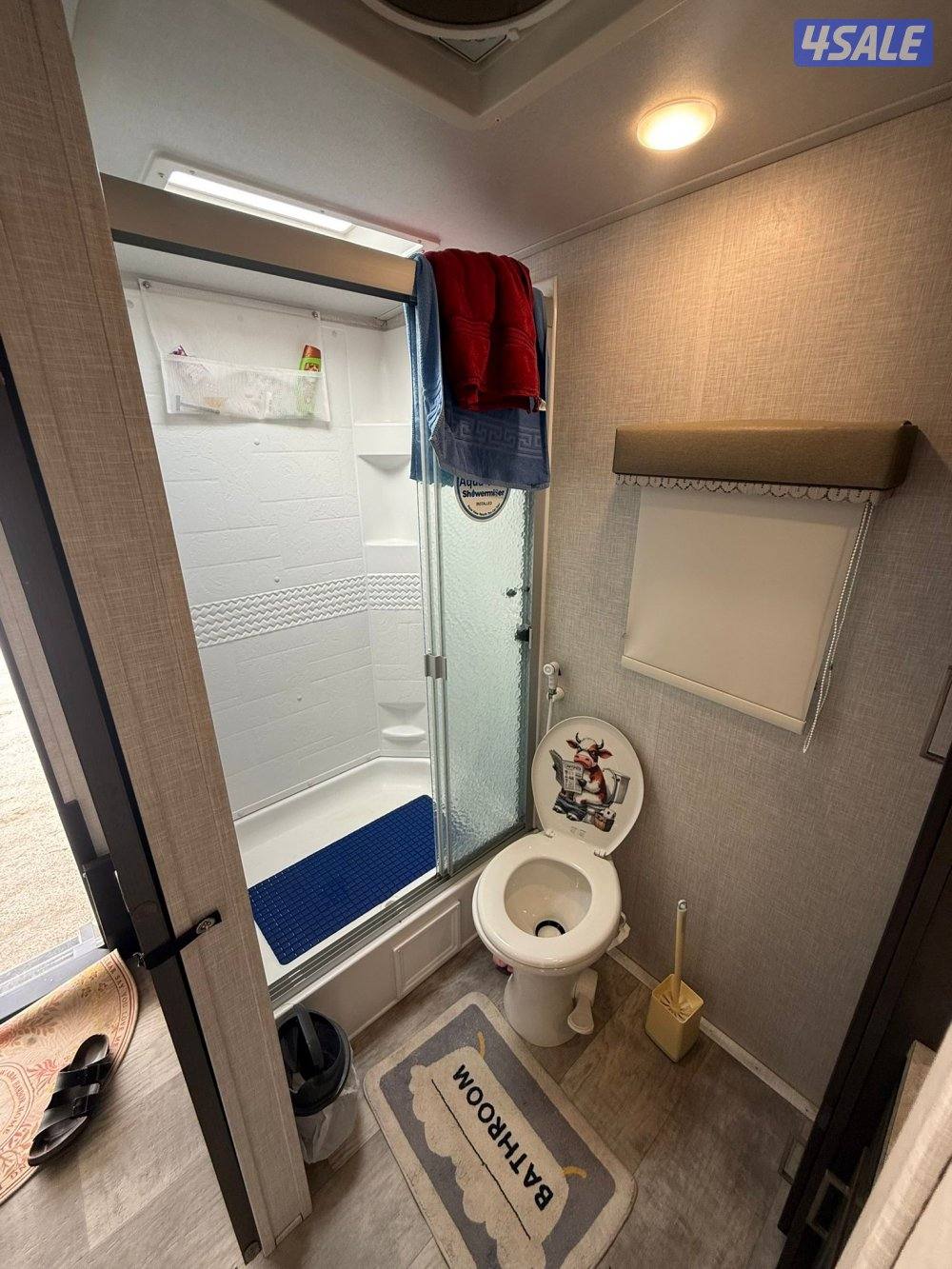 كرفان امريكي فلاق ستف ٣٠ قدم موديل ٢٠٢٠ بحالك المصنع و منفوض بالكامل9