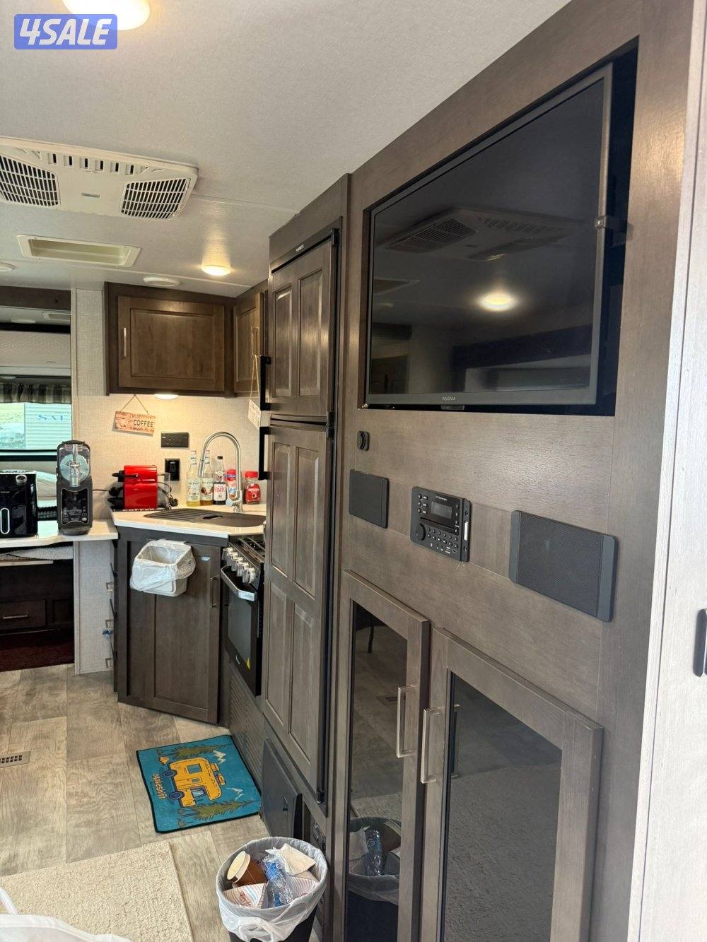 كرفان امريكي فلاق ستف ٣٠ قدم موديل ٢٠٢٠ بحالك المصنع و منفوض بالكامل10