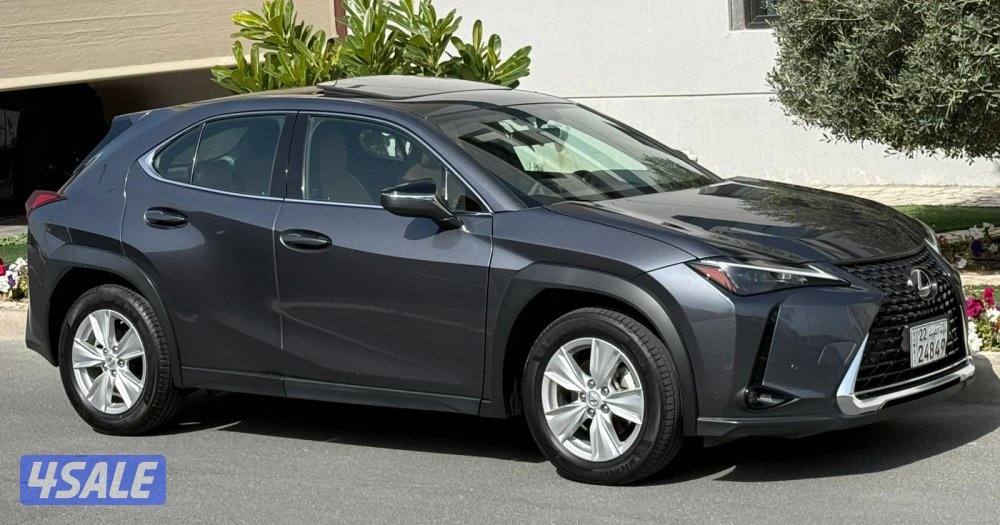 لكزس UX200 - موديل 2023 - وارد الساير0