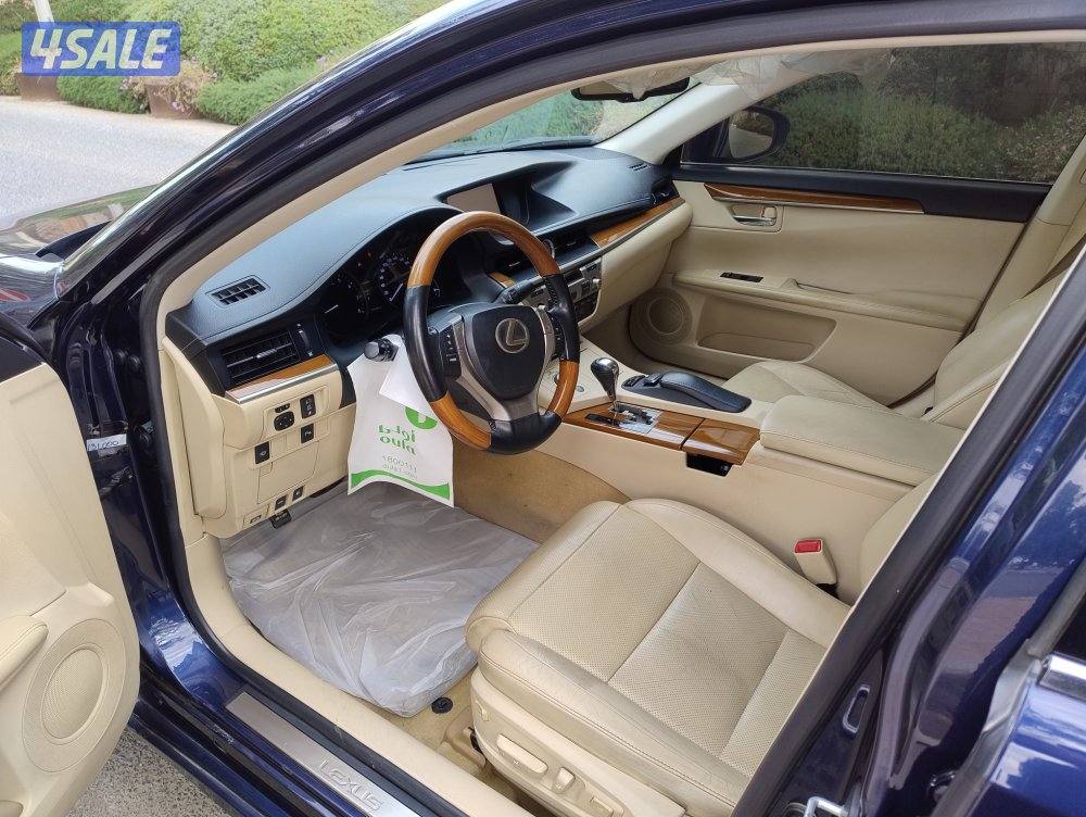 Lexus ES250 نظافة ما تتعوض9