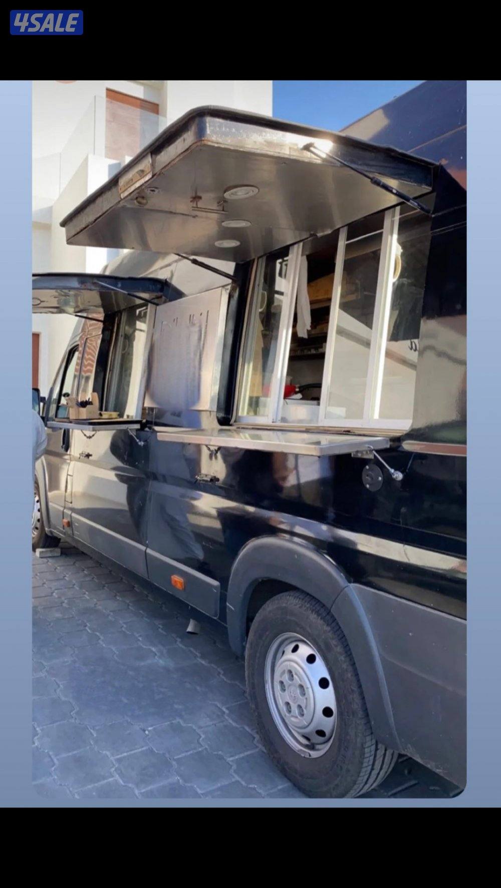 للبيع بوكس بيجو مجهزة بالكامل للمأكولات الخفيفة تصلح لمطعم بيرجر7