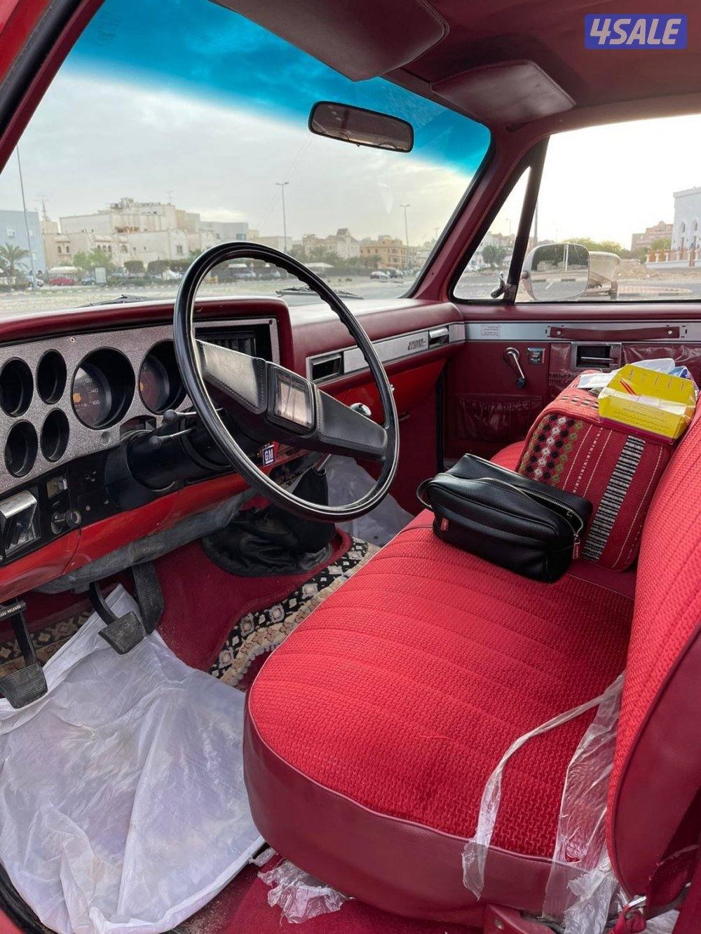 للبيع وانيت جمس موديل 1983 مكينه 454 قير عادي مجدد بالكامل3