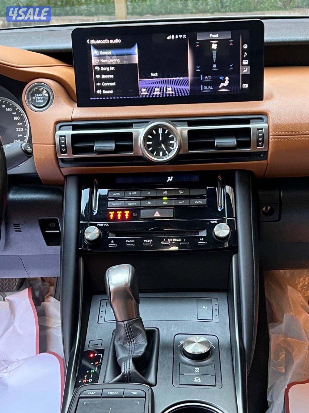 2022 ليكزس IS300 F sport اعلي فئه  سيرفيس وكاله تحت الضمان9