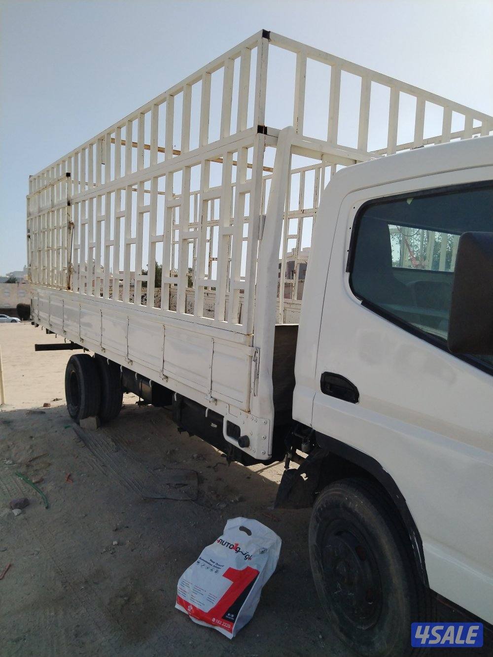 سيارة مستبيشي ٢٠٠٨ حوض ٥متر3