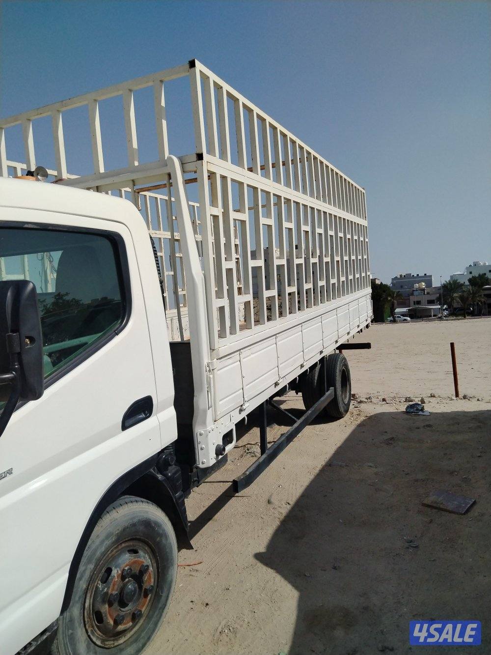 سيارة مستبيشي ٢٠٠٨ حوض ٥متر9