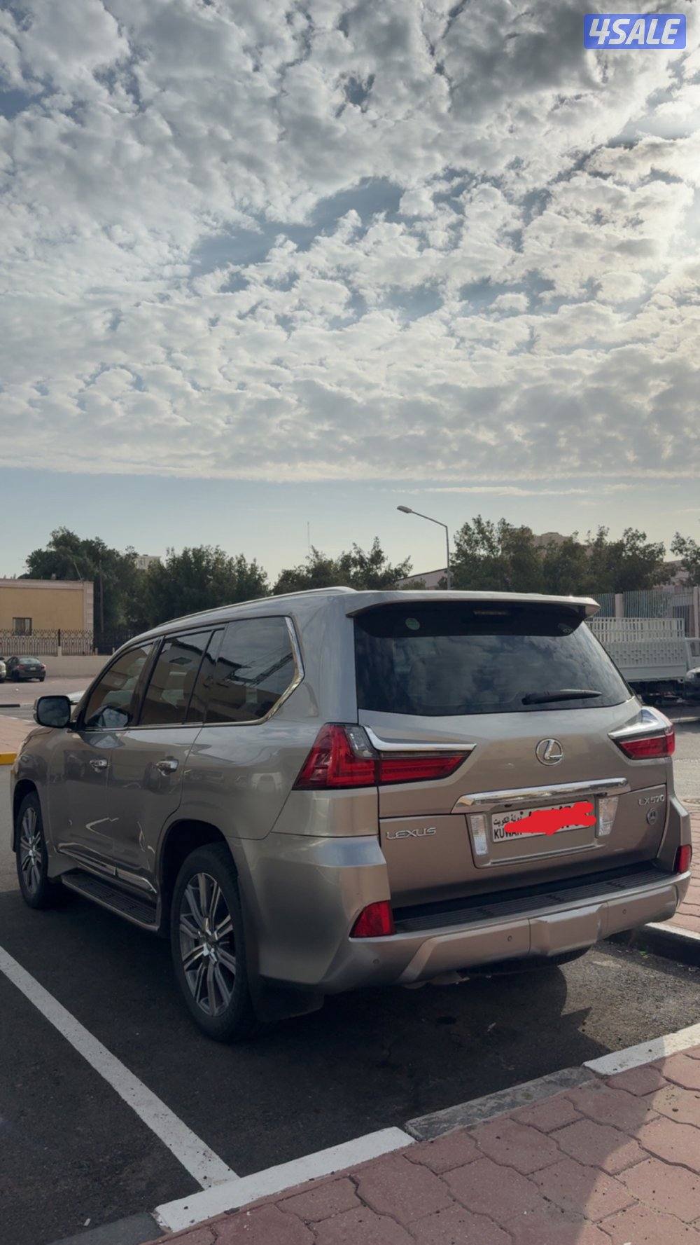 للبيع جيب لكزس3