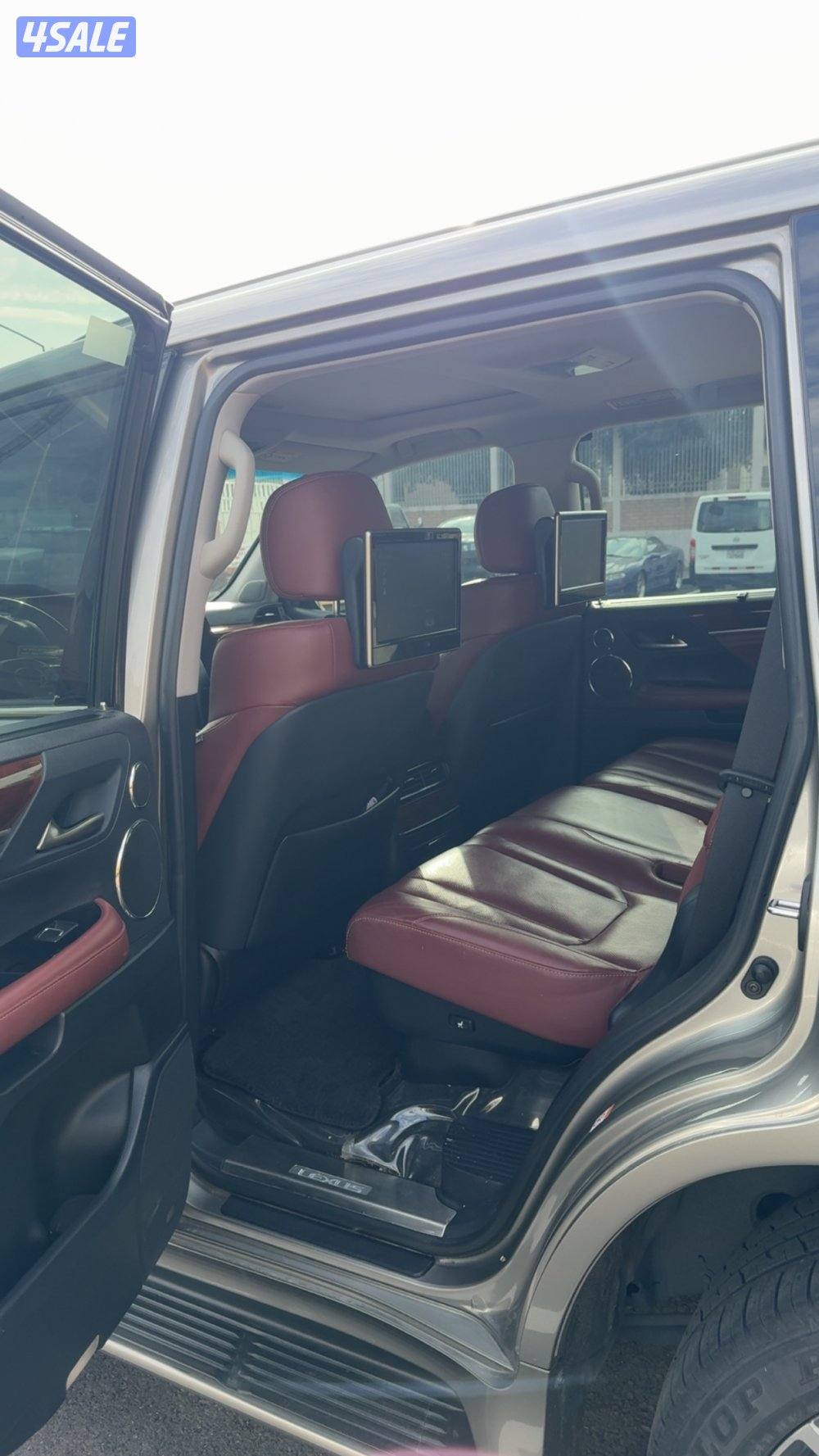 للبيع جيب لكزس6