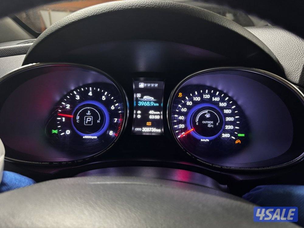 هيونداي سانتافي 2013 كامل المواصفات الدرجة الاولي اللون ابيض8