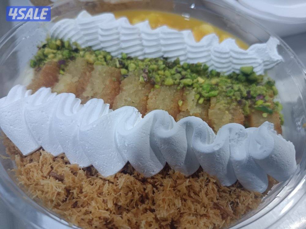 شيف حلواني ومدير خبره 19 عام1