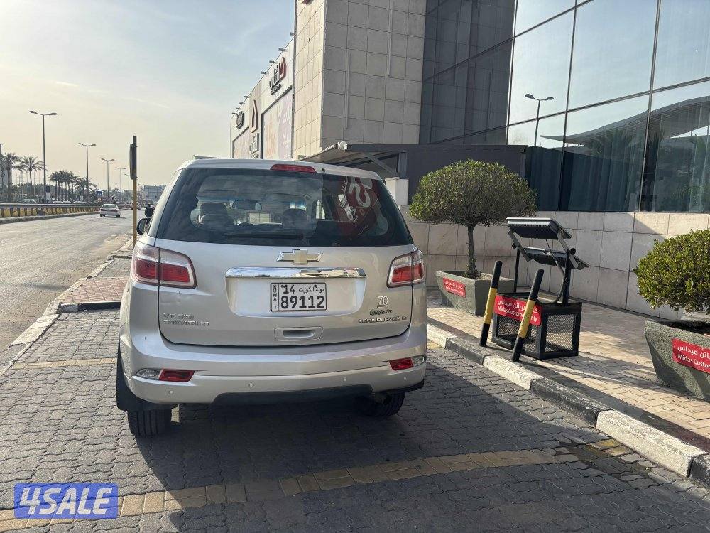 للبيع شفر بليزر موديل 2016 بحاله ممتازه سرفس وكاله عداد100 الف0