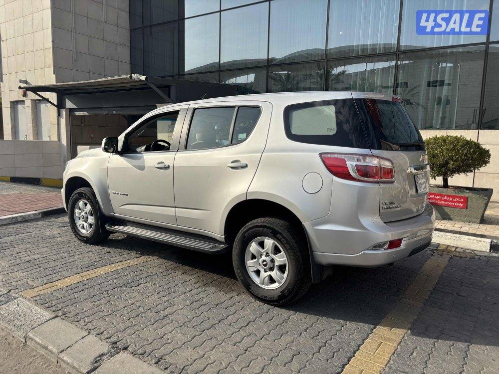 للبيع شفر بليزر موديل 2016 بحاله ممتازه سرفس وكاله عداد100 الف1