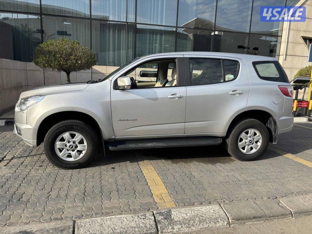 للبيع شفر بليزر موديل 2016 بحاله ممتازه سرفس وكاله عداد100 الف4