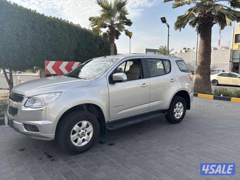 للبيع شفر بليزر موديل 2016 بحاله ممتازه سرفس وكاله عداد100 الف9