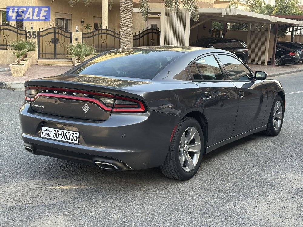 للبيع دوج تشارجر المالك الثاني صبغ وكاله0