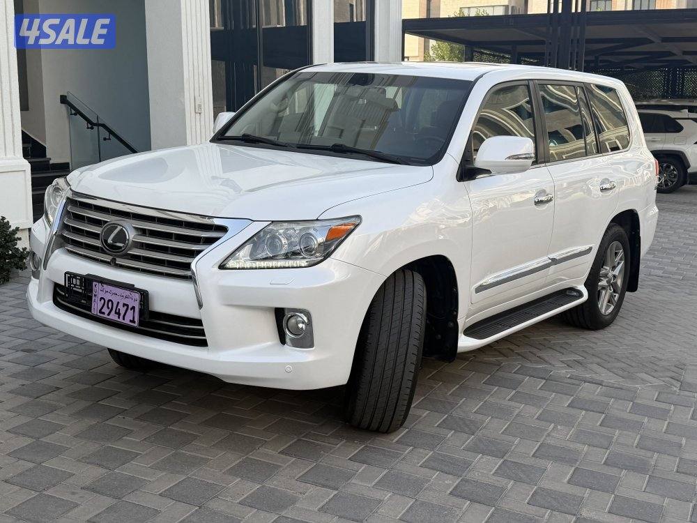 لكزس LX570 صبغ الوكالة بالكامل 20133