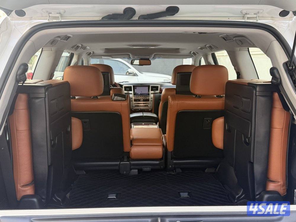 لكزس LX570 صبغ الوكالة بالكامل 20135